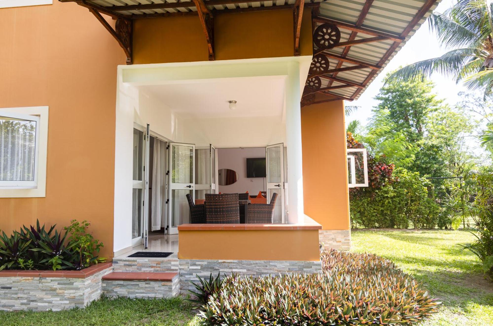 Praslin Paradise Baie Sainte Anne Exterior photo